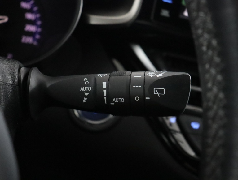 Toyota C-HR - 1.8 Hybrid Dynamic 31