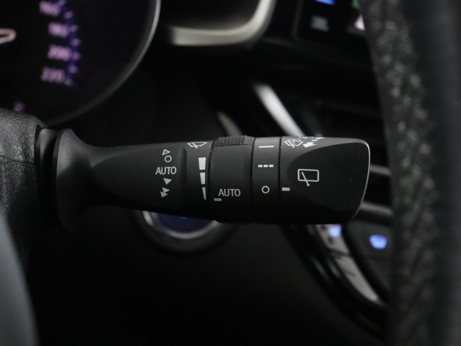 Toyota C-HR - 1.8 Hybrid Dynamic