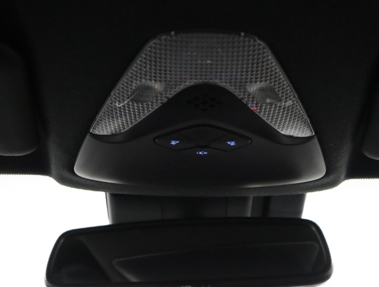 Toyota C-HR - 1.8 Hybrid Dynamic 32