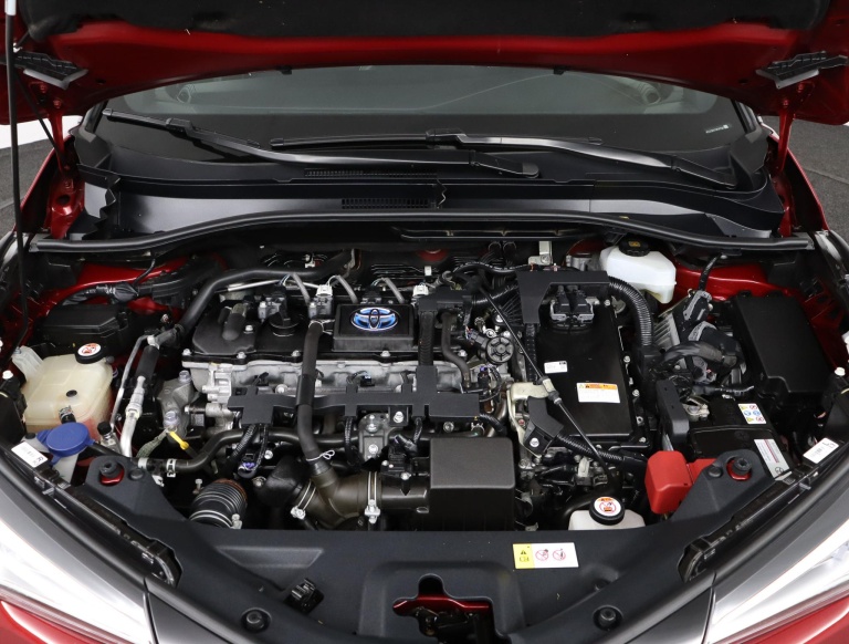 Toyota C-HR - 1.8 Hybrid Dynamic 33