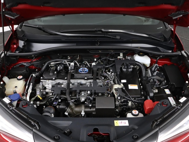 Toyota C-HR - 1.8 Hybrid Dynamic