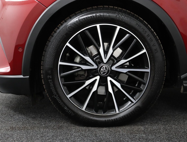 Toyota C-HR - 1.8 Hybrid Dynamic 36