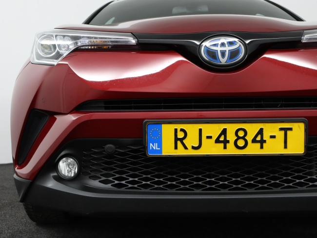Toyota C-HR - 1.8 Hybrid Dynamic