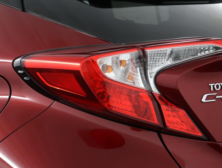 Toyota C-HR - 1.8 Hybrid Dynamic 42