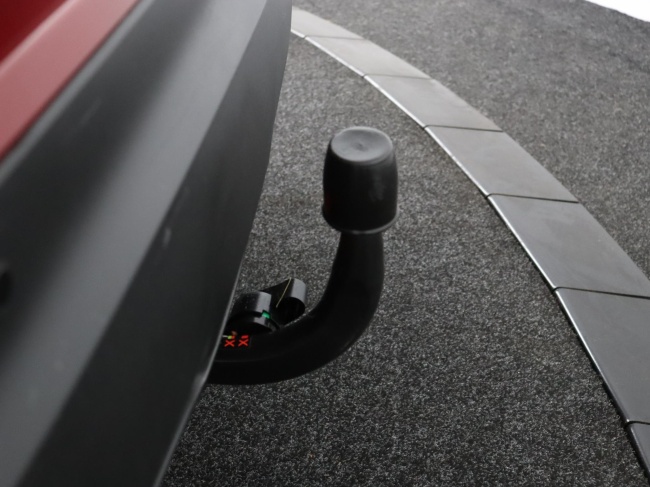 Toyota C-HR - 1.8 Hybrid Dynamic