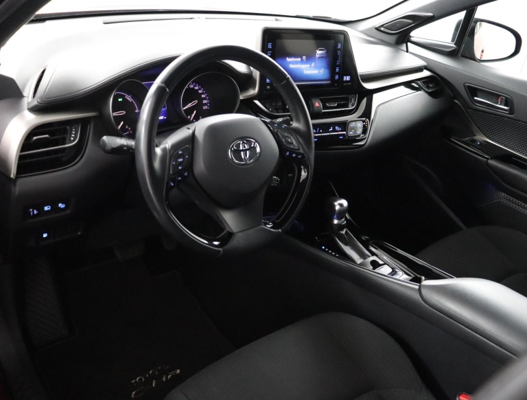 Toyota C-HR - 1.8 Hybrid Dynamic 62