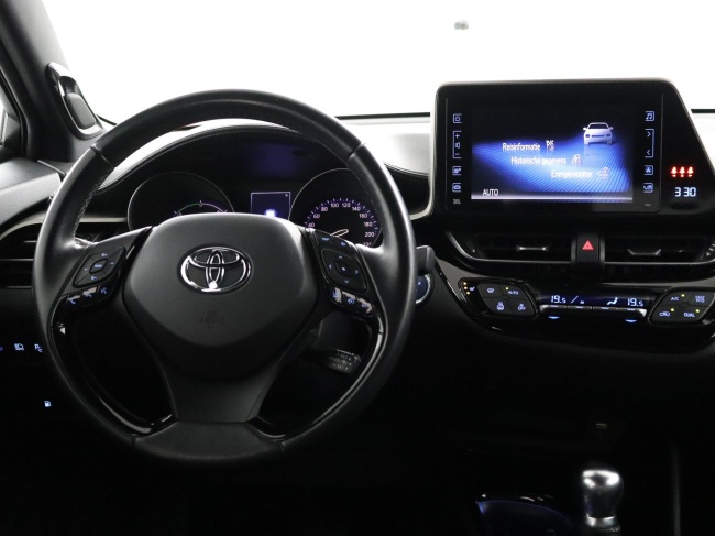 Toyota C-HR - 1.8 Hybrid Dynamic