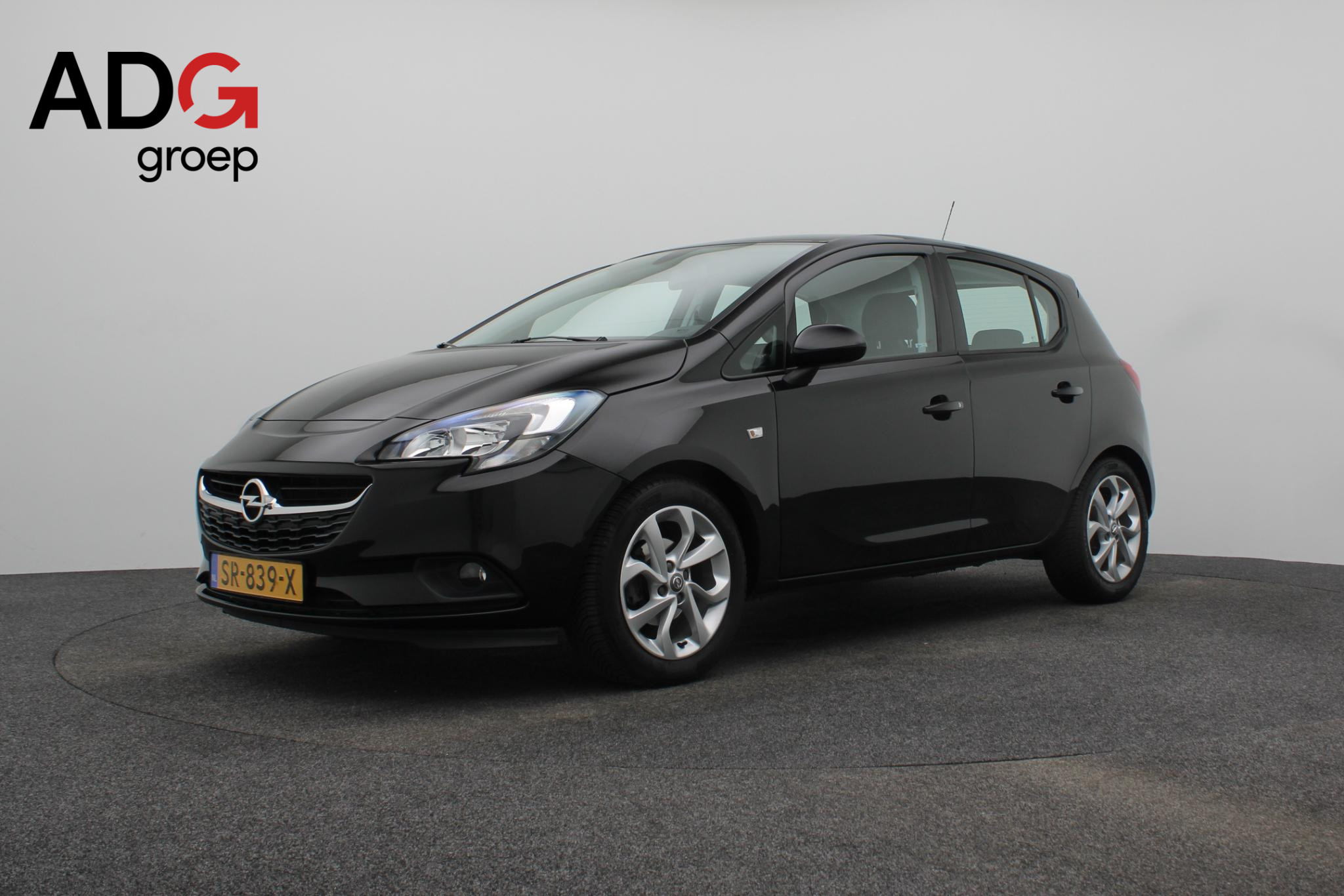 Opel Corsa - 1.4 Online Edition