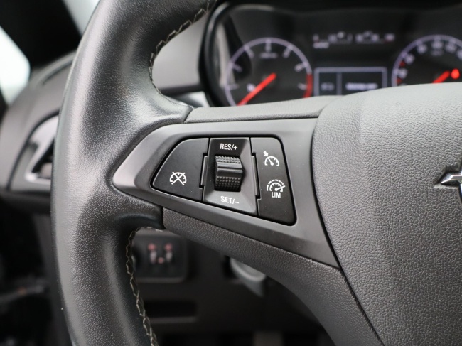 Opel Corsa - 1.4 Online Edition