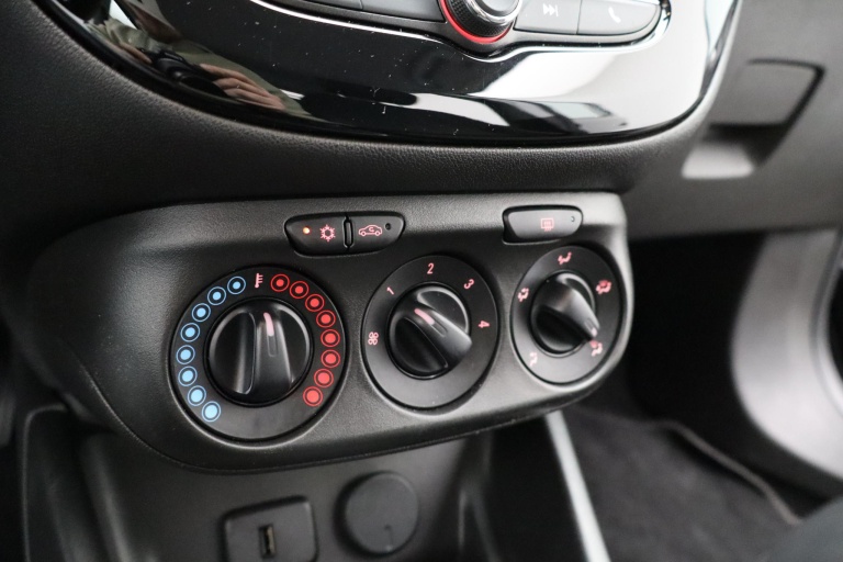 Opel Corsa - 1.4 Online Edition 22