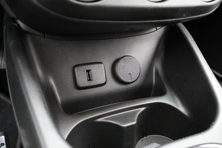 Opel Corsa - 1.4 Online Edition 23