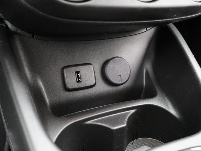 Opel Corsa - 1.4 Online Edition