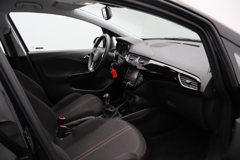 Opel Corsa - 1.4 Online Edition 28