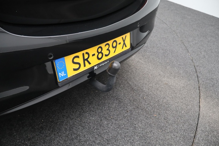 Opel Corsa - 1.4 Online Edition 35