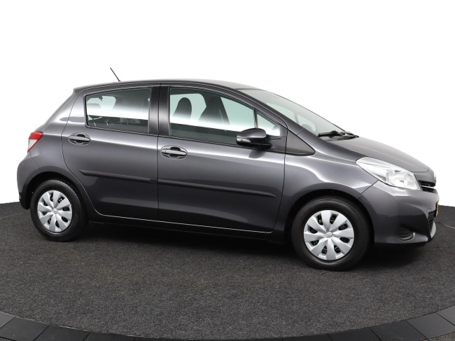 Toyota Yaris - 1.3 VVT-i Now