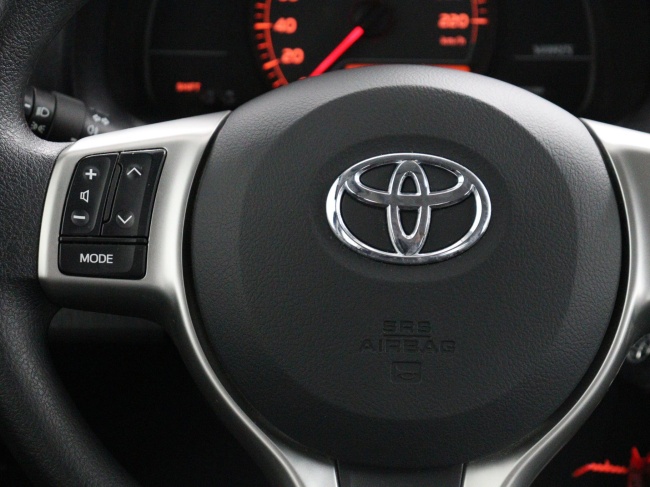 Toyota Yaris - 1.3 VVT-i Now
