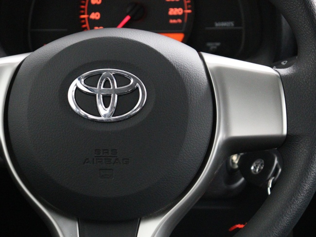 Toyota Yaris - 1.3 VVT-i Now