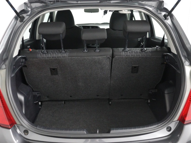 Toyota Yaris - 1.3 VVT-i Now