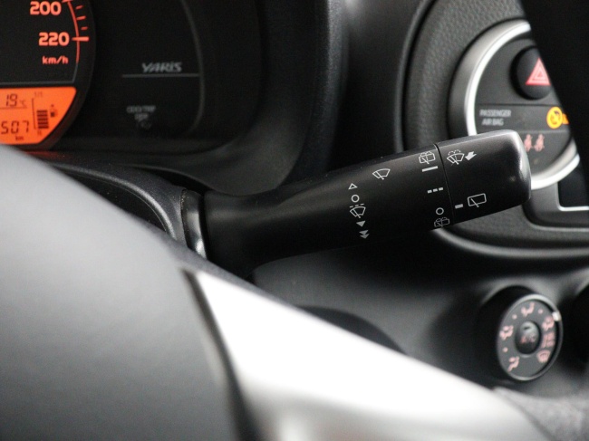 Toyota Yaris - 1.3 VVT-i Now