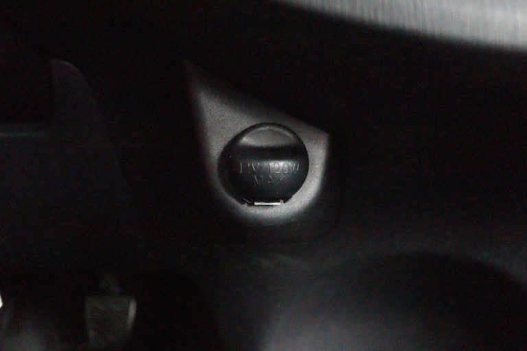 Toyota Yaris - 1.3 VVT-i Now 43