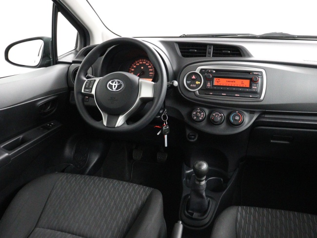 Toyota Yaris - 1.3 VVT-i Now