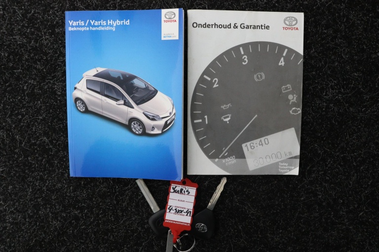 Toyota Yaris - 1.3 VVT-i Now 9