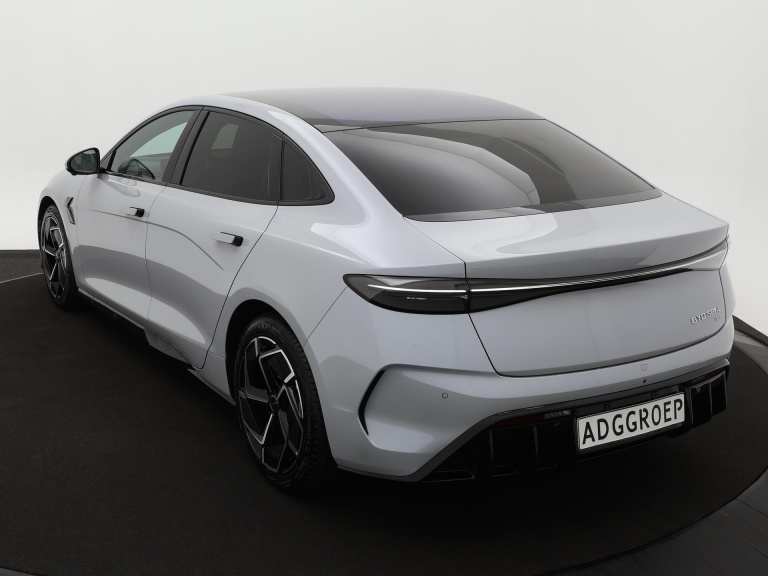 BYD SEAL - Excellence AWD 82.5 kWh 9