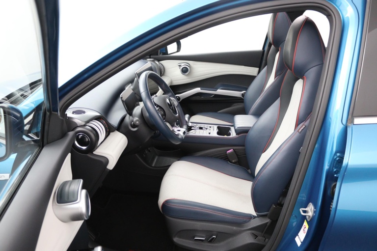 BYD ATTO 3 - Comfort 60 kWh 14