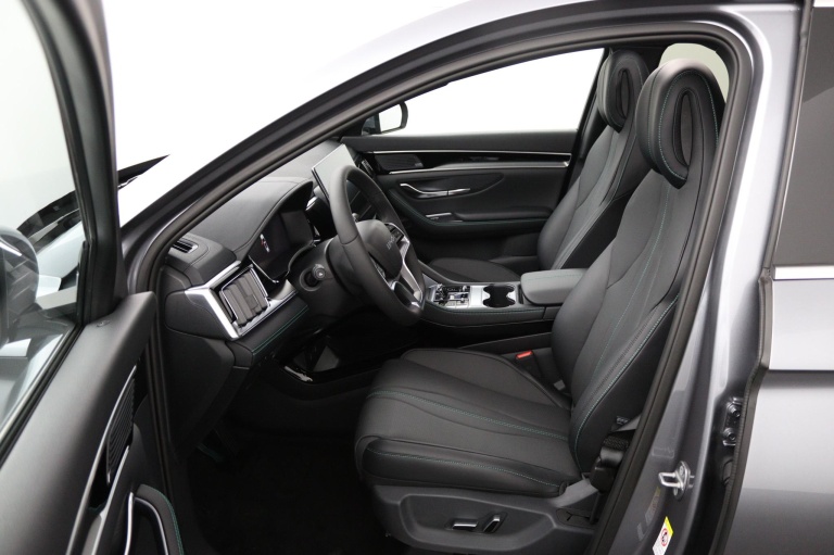 BYD SEAL U - 1.5 DM-i FWD Boost 13