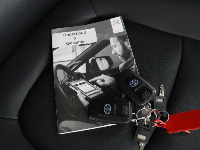 Toyota RAV4 - 2.5 Hybrid AWD Bi-Tone