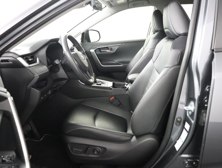 Toyota RAV4 - 2.5 Hybrid AWD Bi-Tone 17