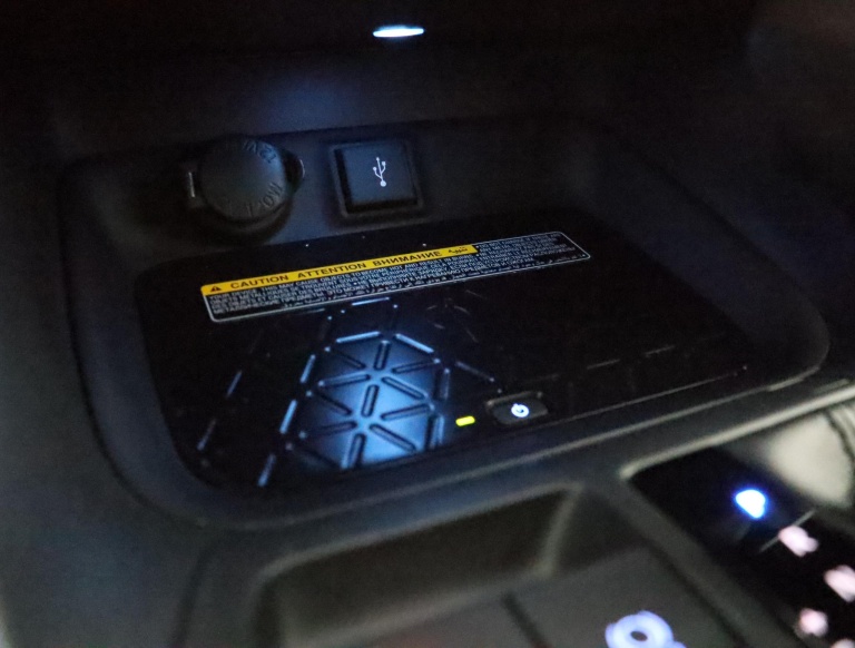 Toyota RAV4 - 2.5 Hybrid AWD Executive 52