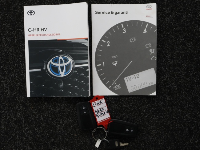 Toyota C-HR - 1.8 Hybrid Executive Ultimate