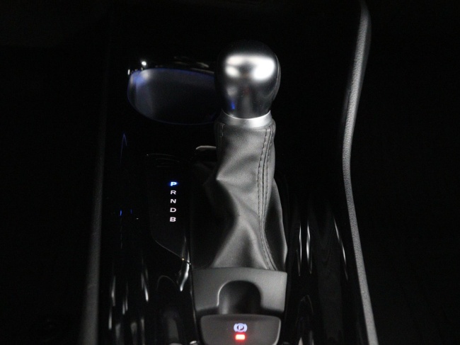Toyota C-HR - 1.8 Hybrid Executive Ultimate