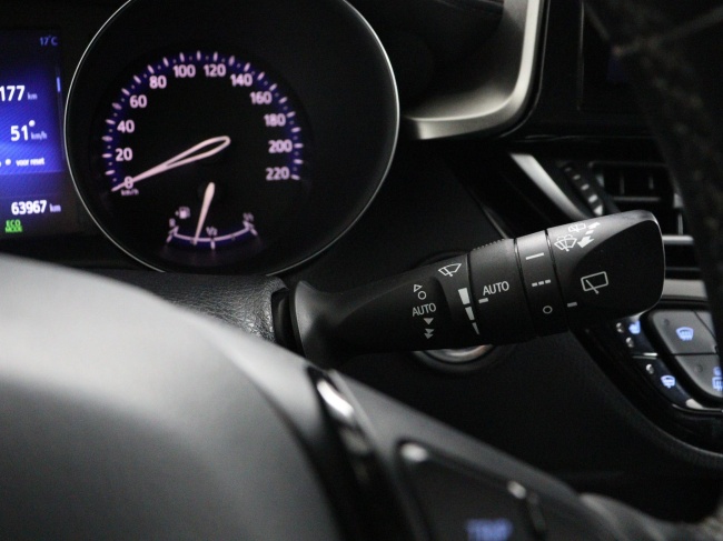 Toyota C-HR - 1.8 Hybrid Executive Ultimate