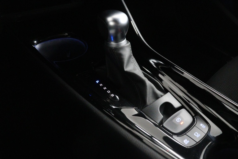 Toyota C-HR - 1.8 Hybrid Executive Ultimate 59