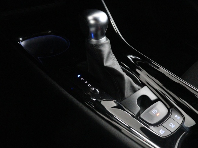 Toyota C-HR - 1.8 Hybrid Executive Ultimate