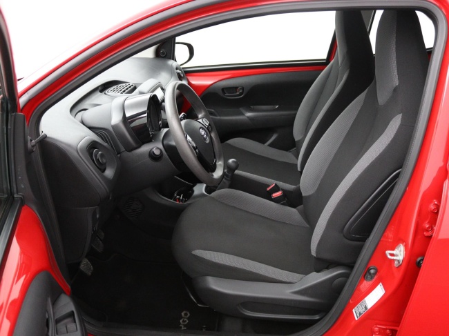 Toyota Aygo - 1.0 VVT-i x-fun