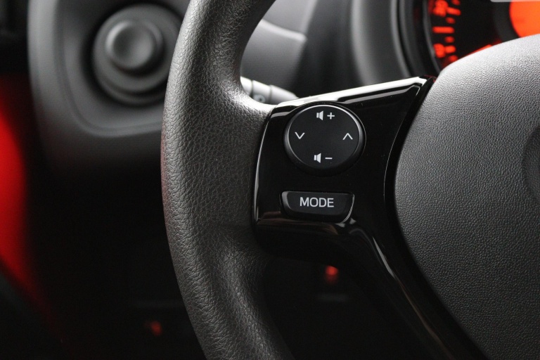 Toyota Aygo - 1.0 VVT-i x-fun 18