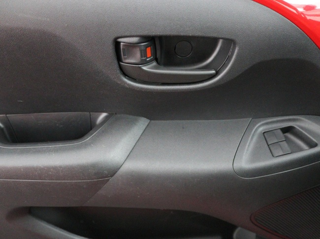 Toyota Aygo - 1.0 VVT-i x-fun