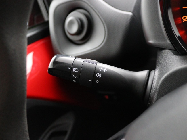 Toyota Aygo - 1.0 VVT-i x-fun