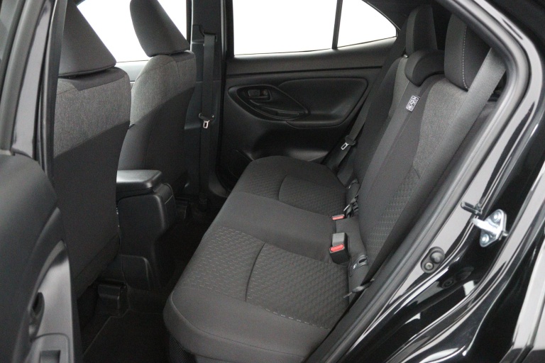 Toyota Yaris Cross - 1.5 Hybrid 115 First Edition 18
