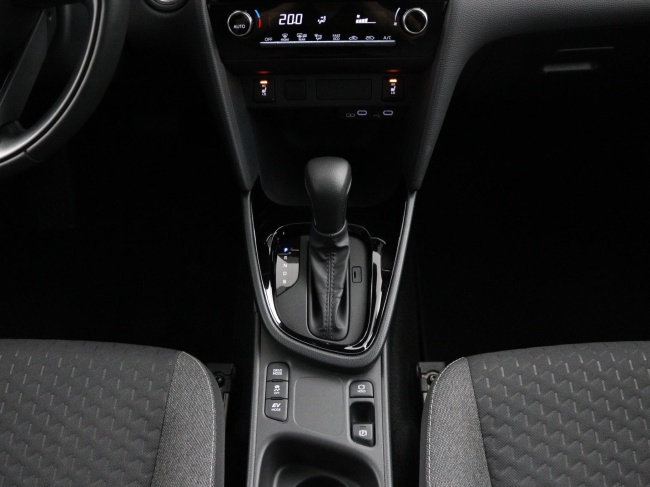 Toyota Yaris Cross - 1.5 Hybrid 115 First Edition