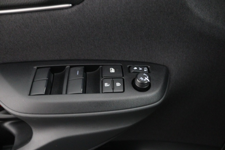 Toyota Yaris Cross - 1.5 Hybrid 115 First Edition 28