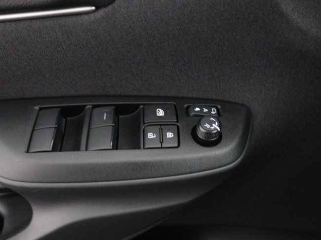 Toyota Yaris Cross - 1.5 Hybrid 115 First Edition