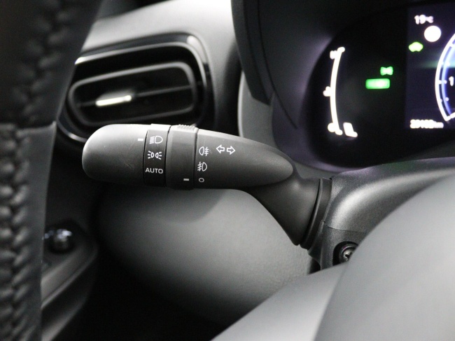 Toyota Yaris Cross - 1.5 Hybrid 115 First Edition