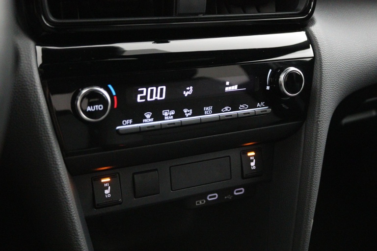 Toyota Yaris Cross - 1.5 Hybrid 115 First Edition 7