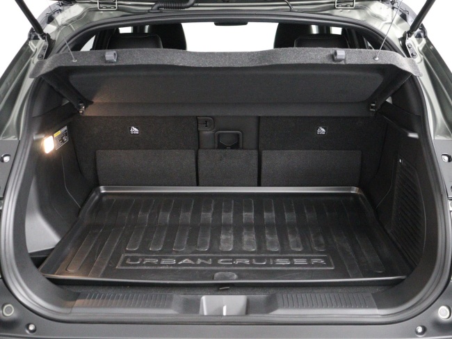 Toyota Urban Cruiser - Executive 61 kWh