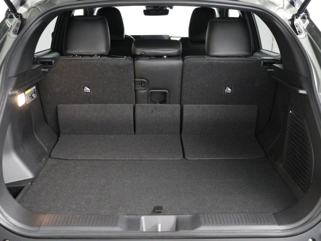 Toyota Urban Cruiser - Executive 61 kWh