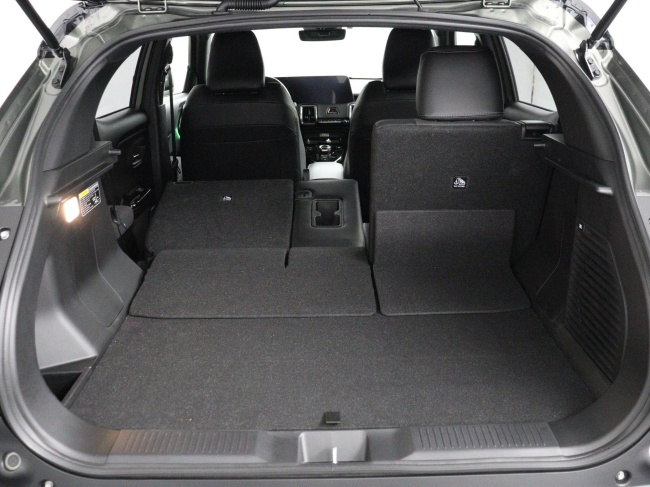 Toyota Urban Cruiser - Executive 61 kWh